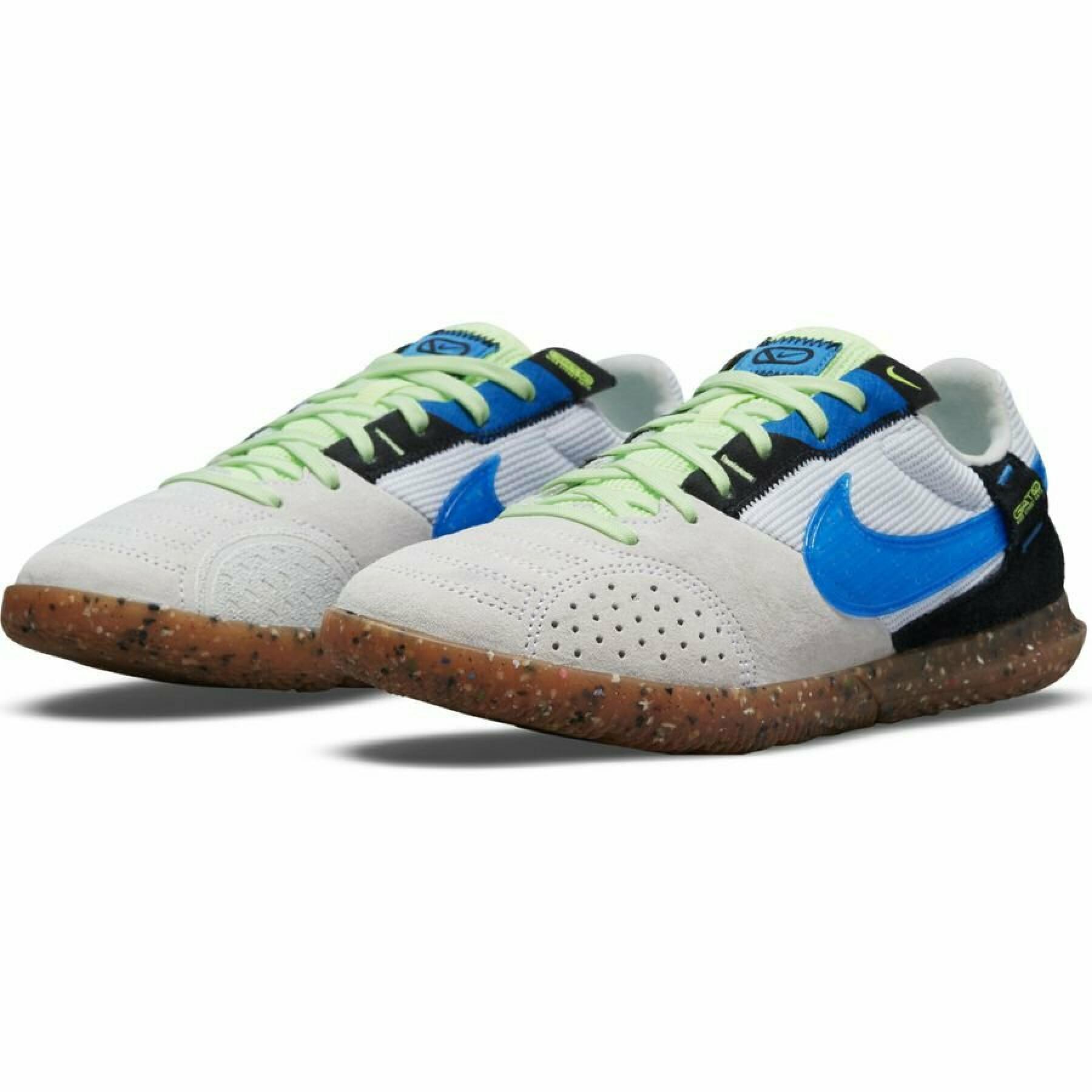Sapatos de futebol Nike streetgato