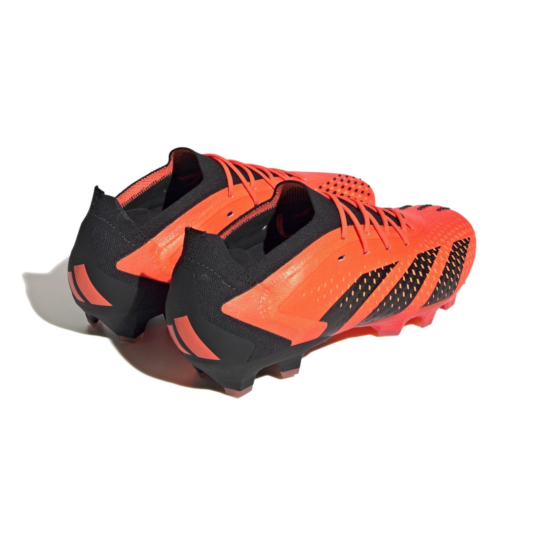 Sapatos de futebol adidas Predator Accuracy.1 AG Heatspawn Pack