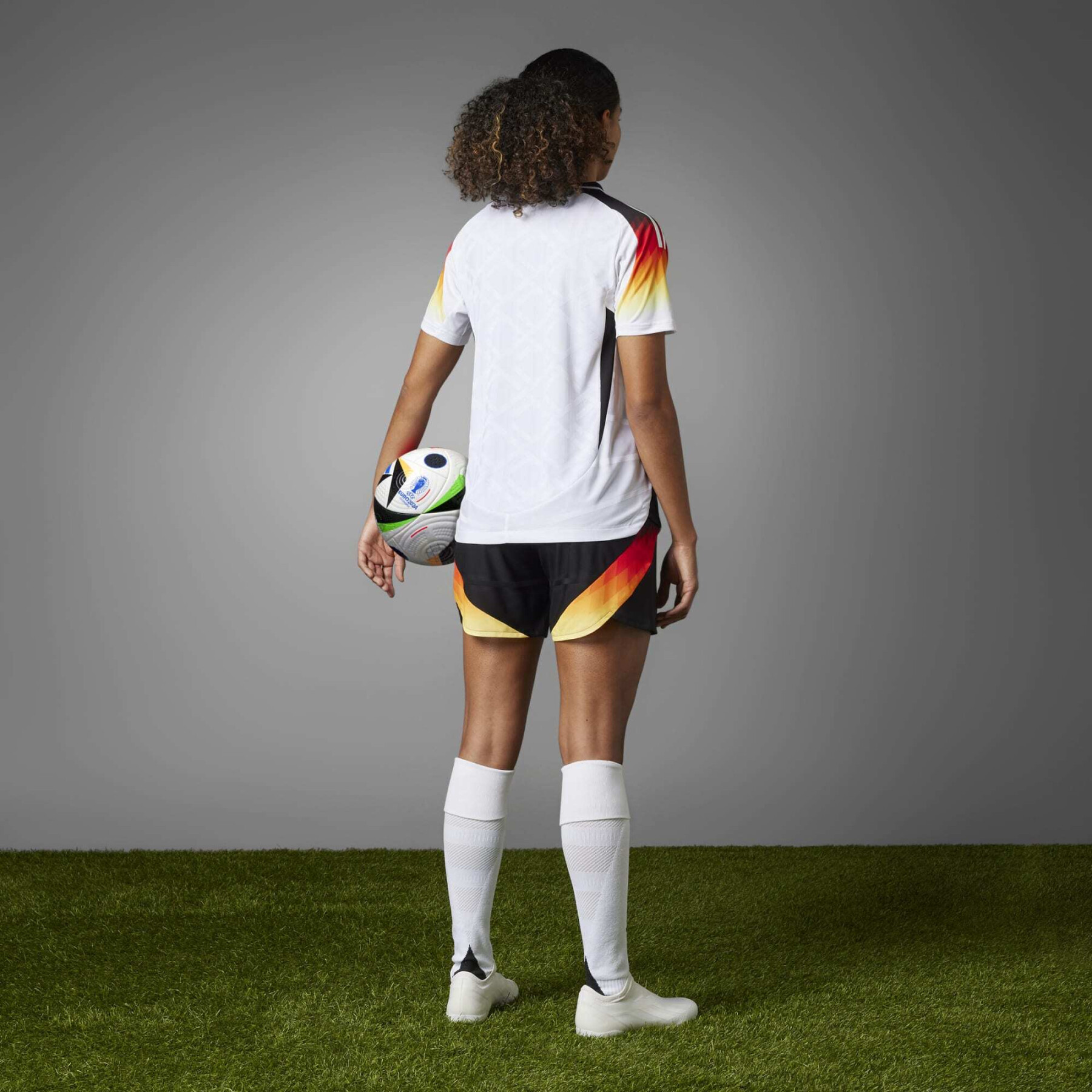 Camisola de casa autêntica para mulher Allemagne Euro 2024