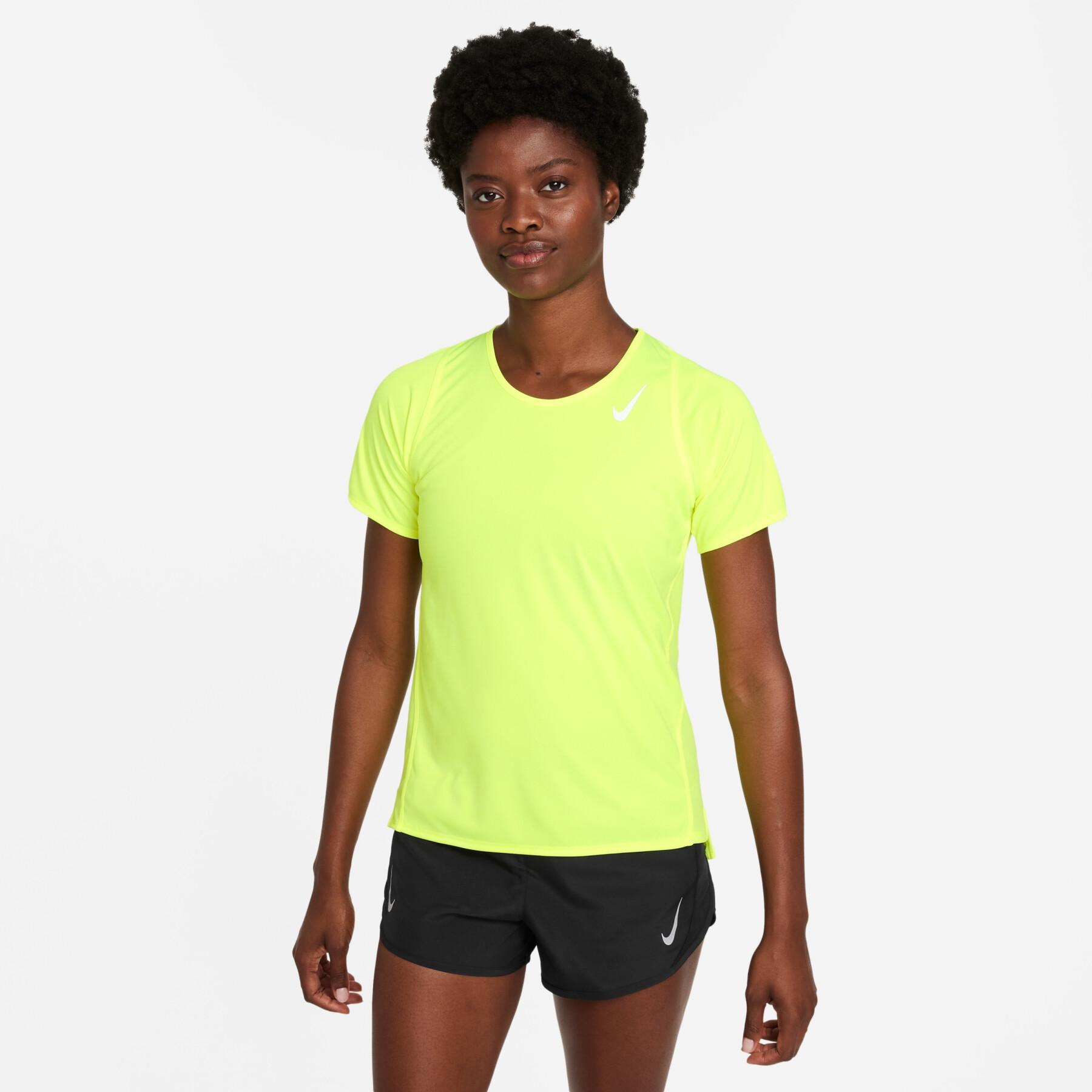 Camiseta feminina Nike dynamic fit race
