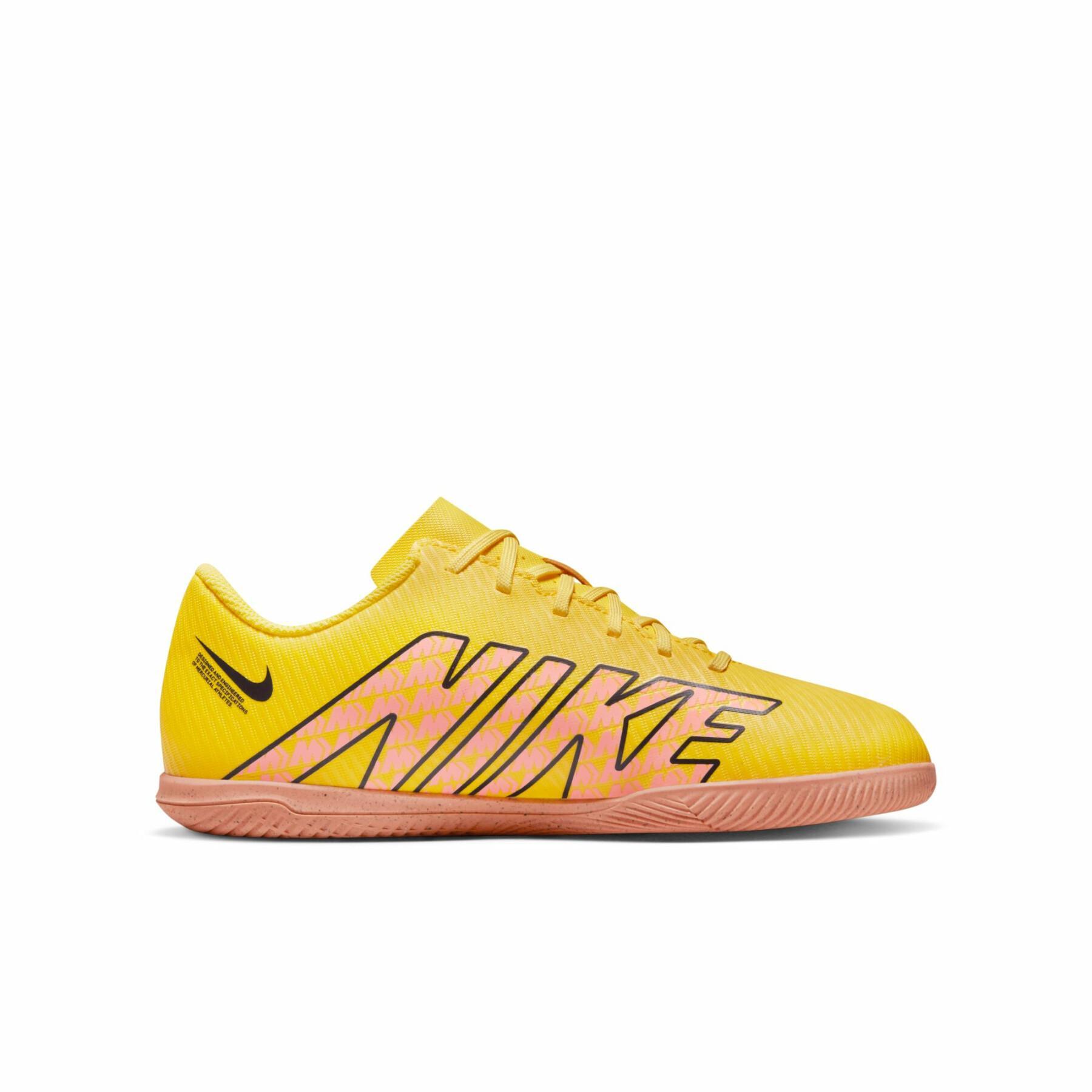 Sapatos de futebol para crianças Nike Mercurial Vapor 15 Club IC - Lucent Pack