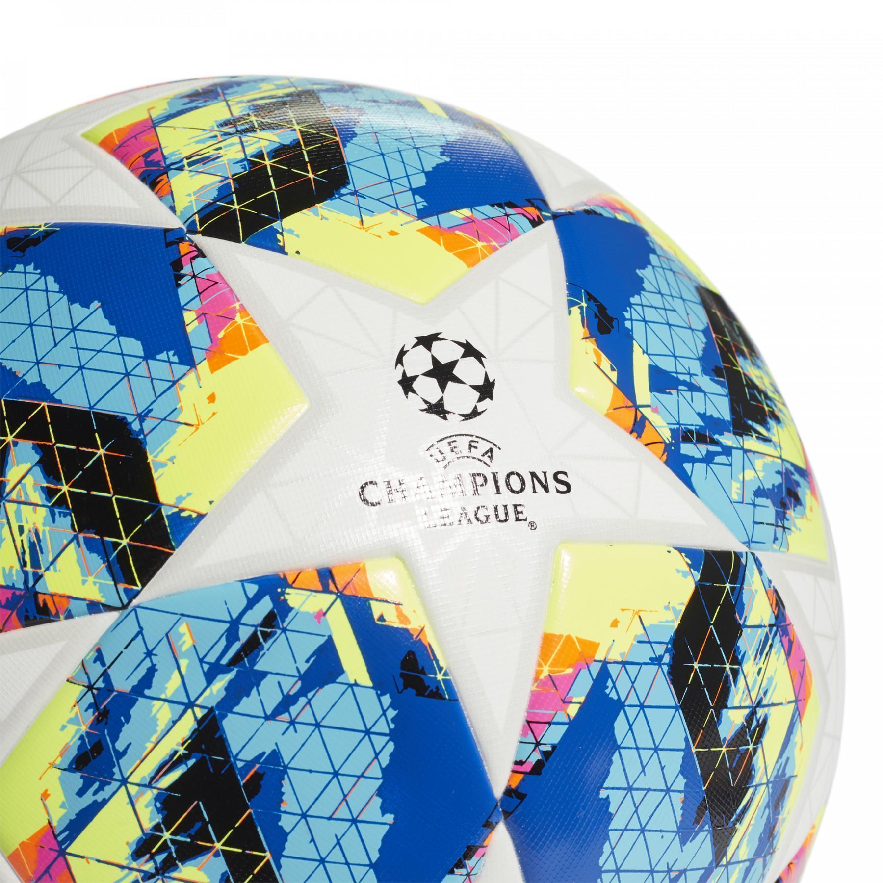Balão adidas Finale Champions League 2020