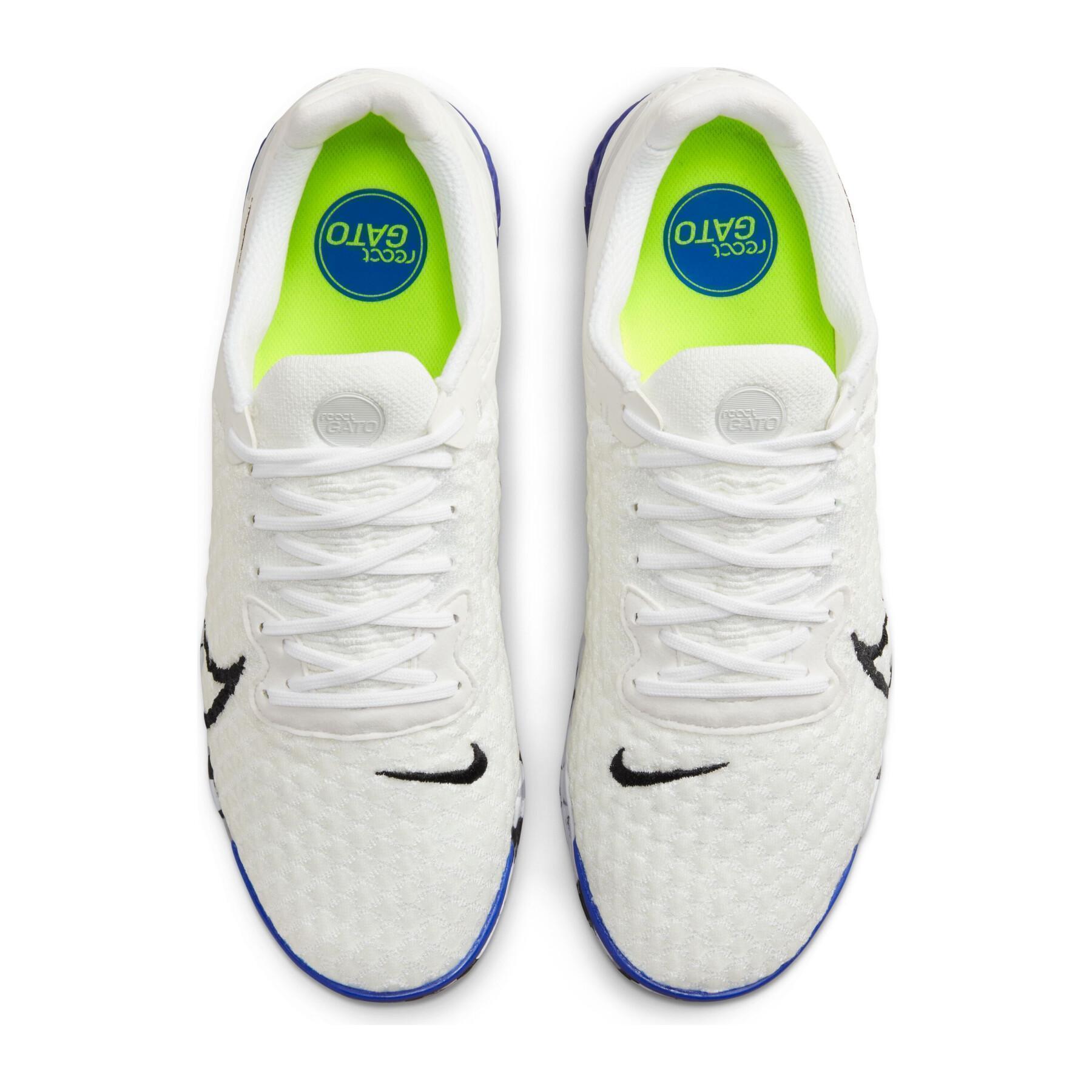 Sapatos de futebol Nike React Gato
