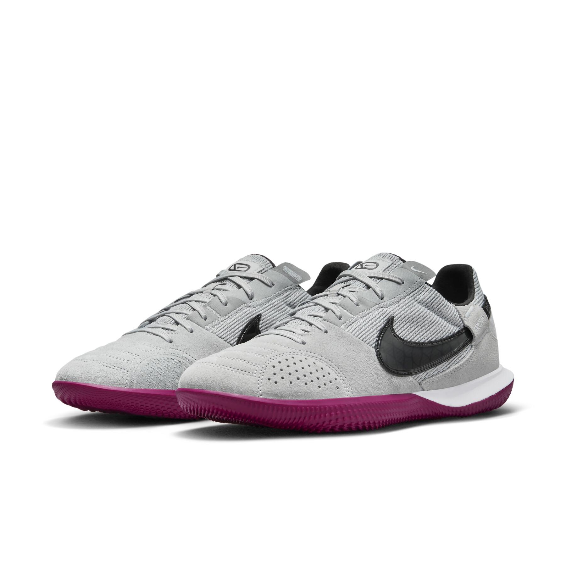 Sapatos de futebol Nike Streetgato