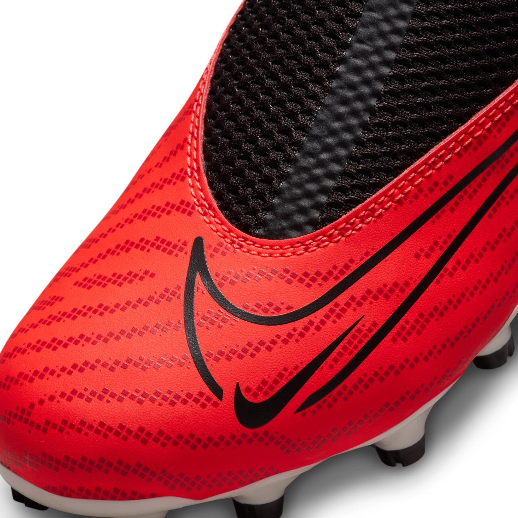 Sapatos de futebol para crianças Nike Phantom GX Academy Dynamic Fit MG - Ready Pack