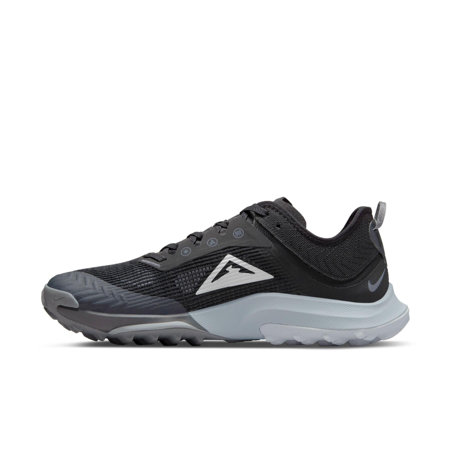 Sapatos de rasto para mulheres Nike Air Zoom Terra Kiger 8