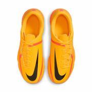 Sapatos de futebol para crianças Nike Jr. Phantom GT2 Club TF