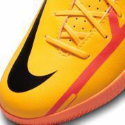 Sapatos de futebol para crianças Nike Jr. Phantom GT2 Club TF