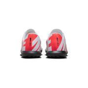 Sapatos de futebol para crianças Nike Mercurial Vapor 15 Club Turf