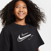 T-shirt solta para raparigas Nike Swoosh